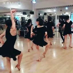 成人舞蹈后踢腿视频,揭秘成人舞蹈后踢腿的优雅与技巧