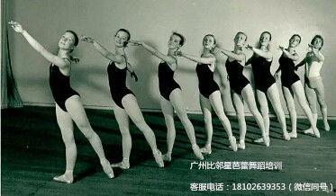 芭蕾成人独舞简单视频,芭蕾成人独舞魅力瞬间