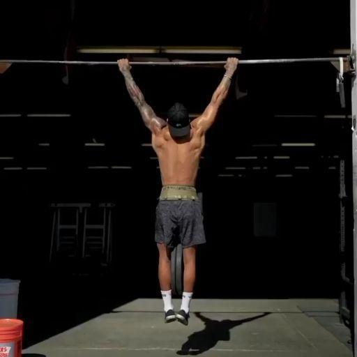 成人单杠视频训练教程,跟随视频教程轻松掌握技巧