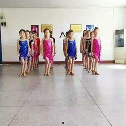 拉丁舞视频成人集体跳舞,激情四溢的成人舞蹈盛宴