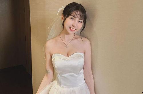 台湾成人勉费视频,揭秘岛内成人娱乐产业现状  第3张