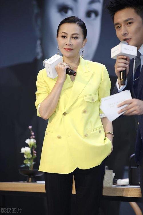 成人兄妹正装穿搭视频,成人兄妹时尚穿搭指南