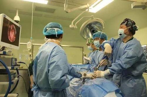 成人腰间穿刺部位图片视频,腰间穿刺部位图解与视频概述  第3张